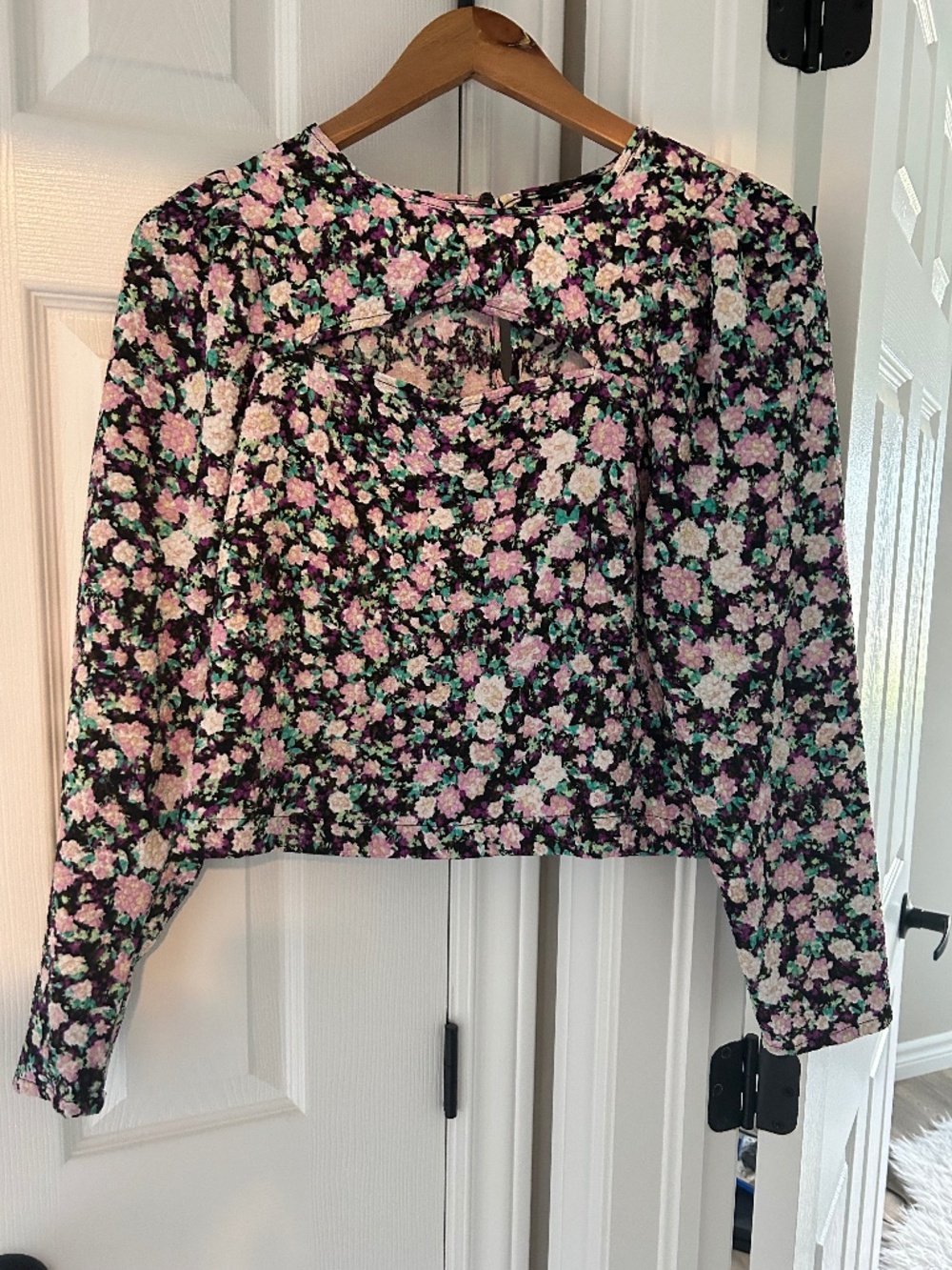 Floral pretty top